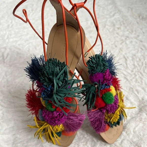 Zara pom-pom sandals